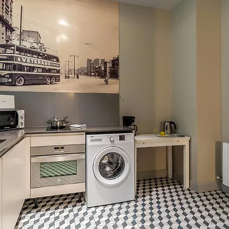 2165 - Ab Casa Saltor شقة برشلونة