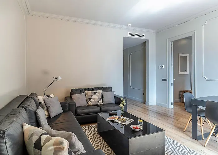 2165 - Ab Casa Saltor I-i * Барселона